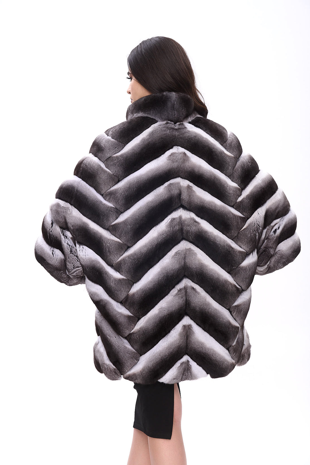 Veste Chinchilla avec manches cape asymétriques