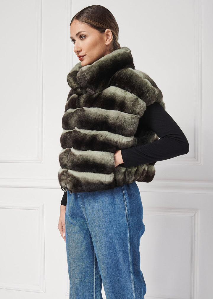 GILET IN PELLICCIA DI CINCILLÀ ALLA MODA