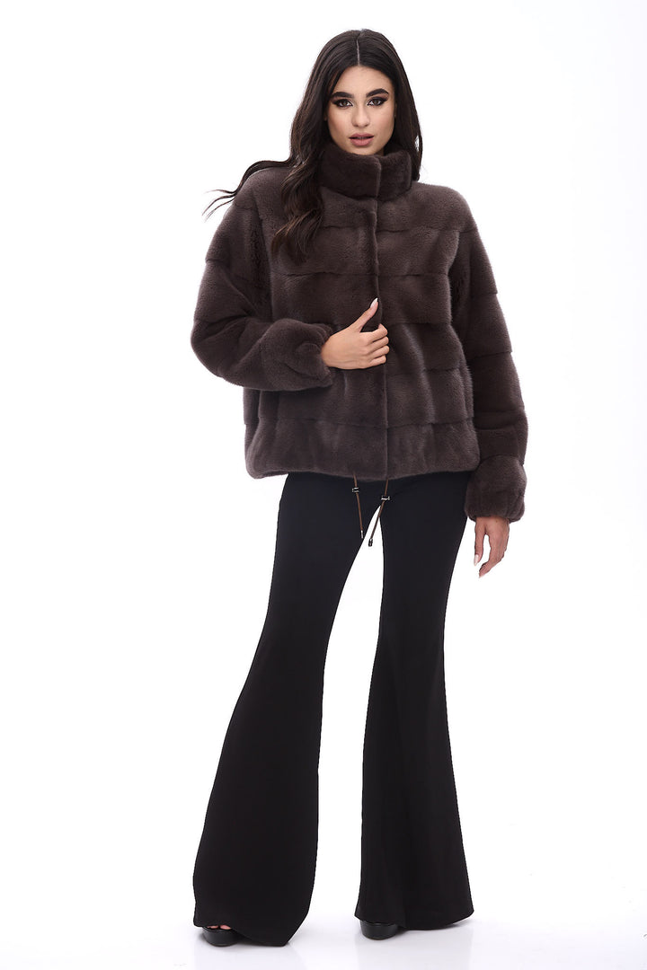Nerzjacke mit strukturierter Silhouette