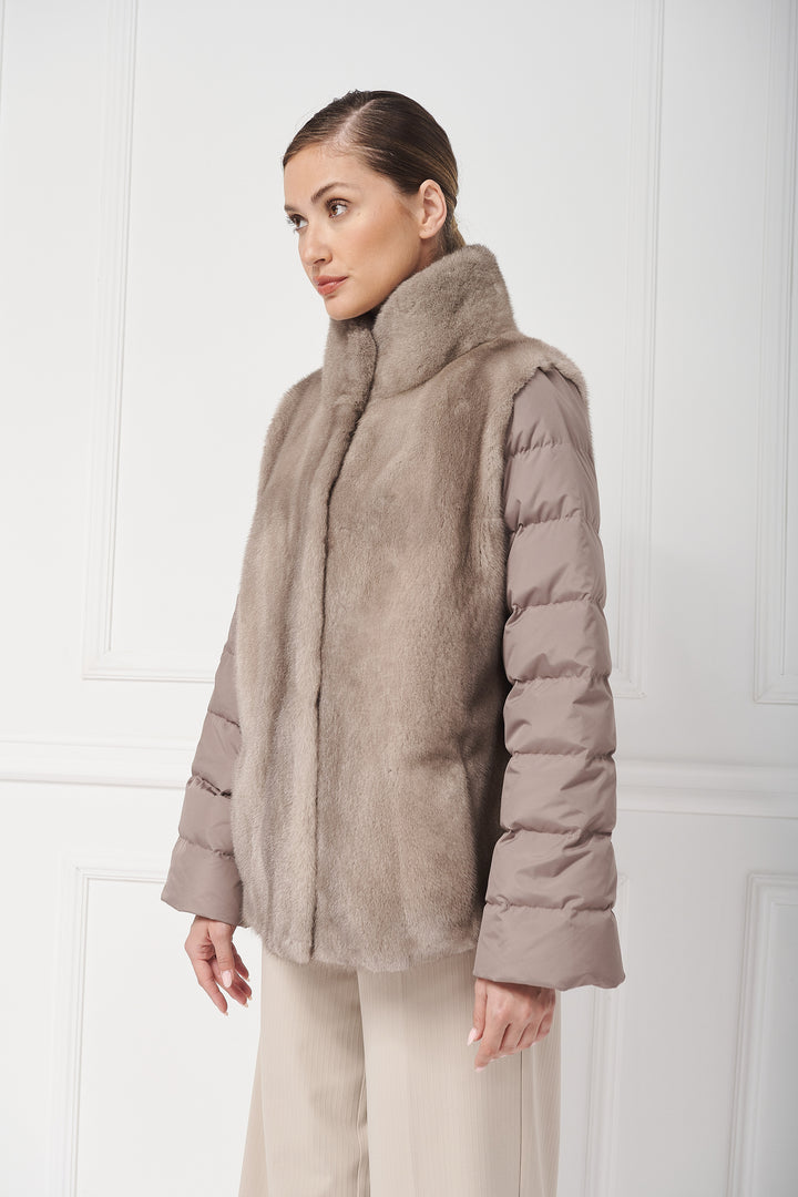 Sporty down jacket with mink