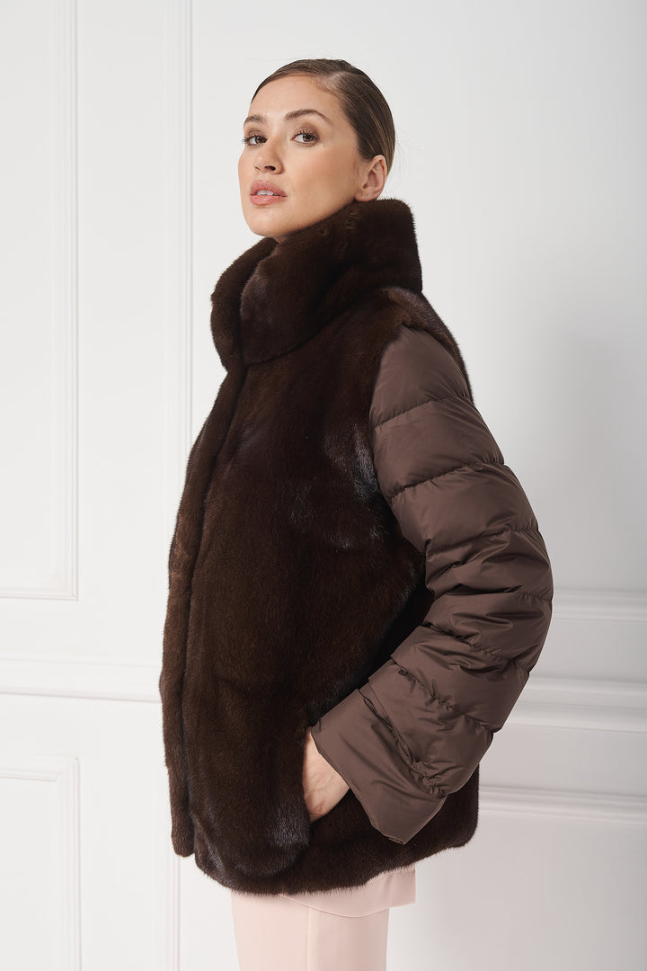 Sporty down jacket with mink