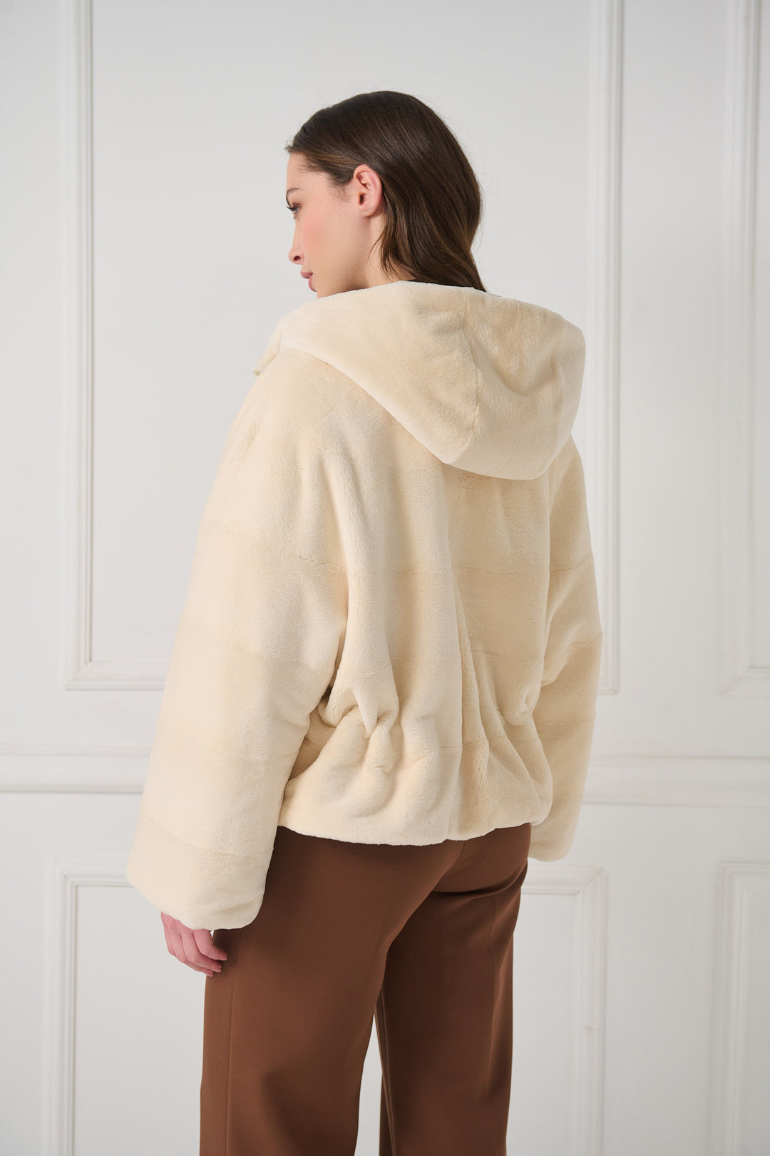 Двусторонняя куртка из стриженой норки с капюшоном