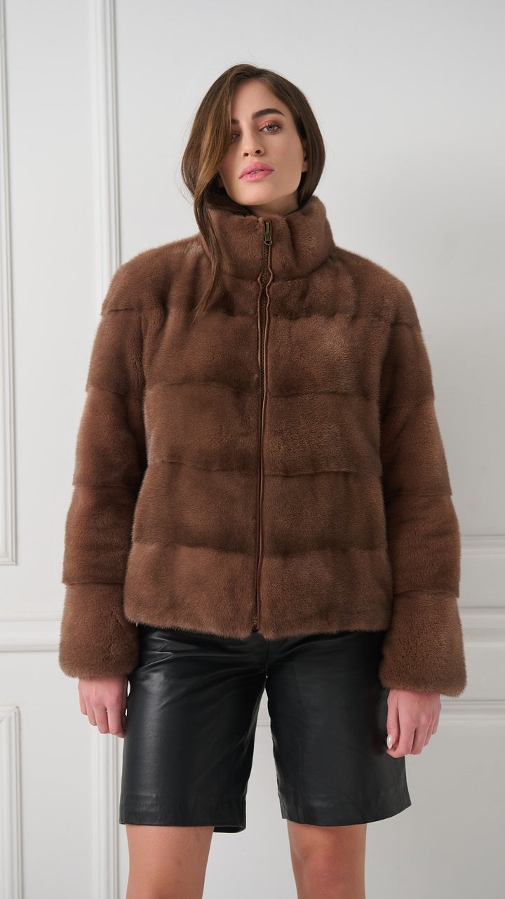 Giacca corta reversibile in visone con collo alto