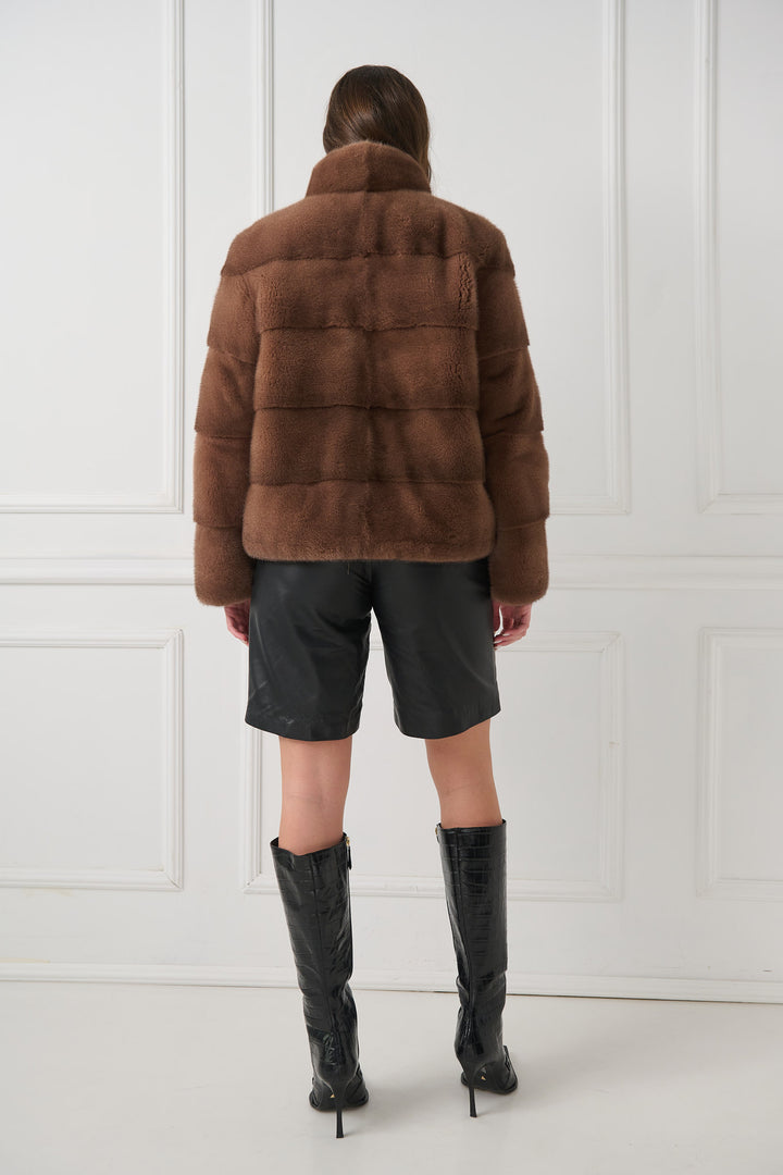 Giacca corta reversibile in visone con collo alto