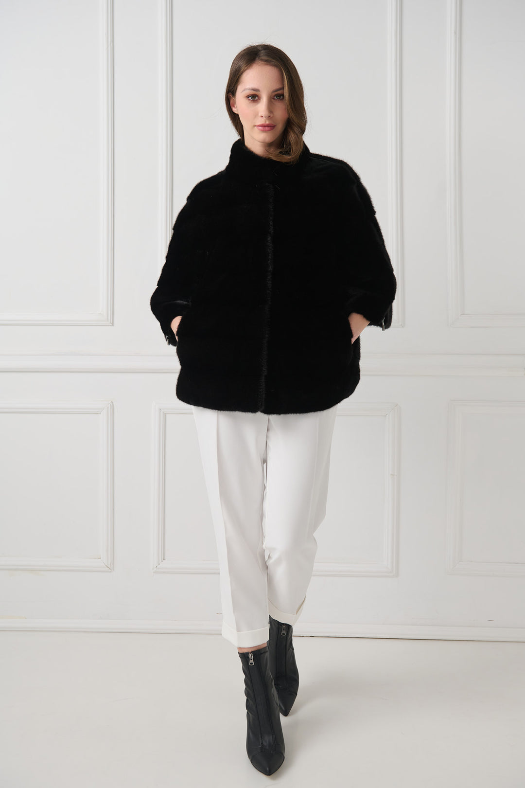 Giacca in visone con maniche dettagliate con zip