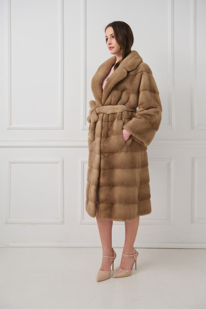 Mink coat with english lapels