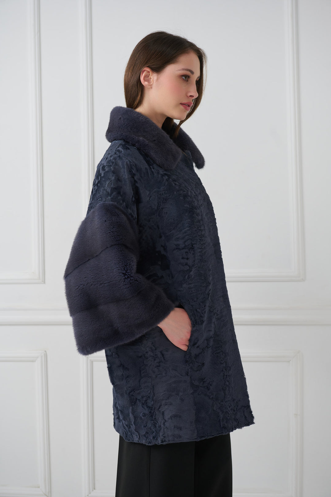 Persischer Lammfellmantel mit Nerzdetails