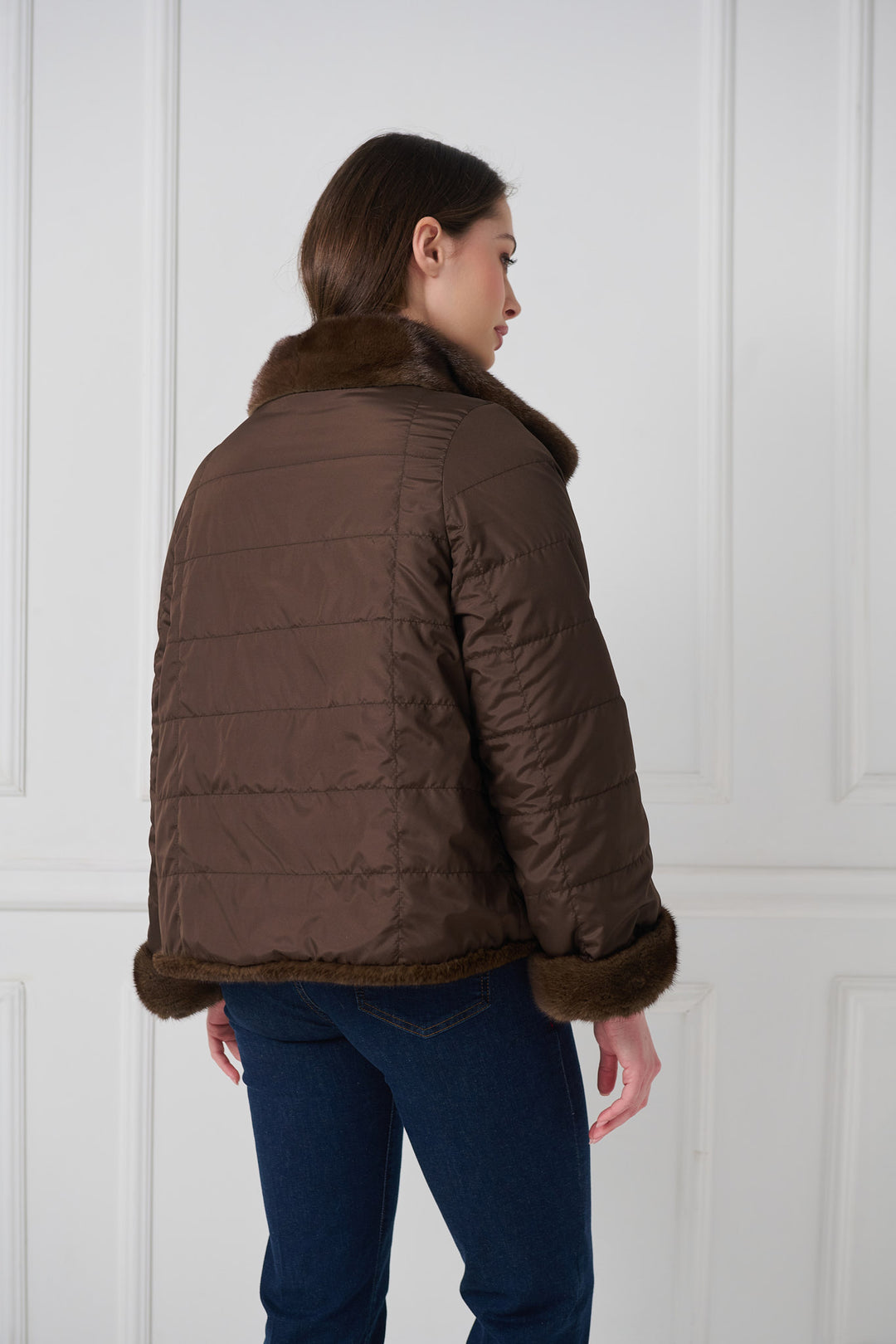 VESTE RÉVERSIBLE À CAPUCHE EN VISON