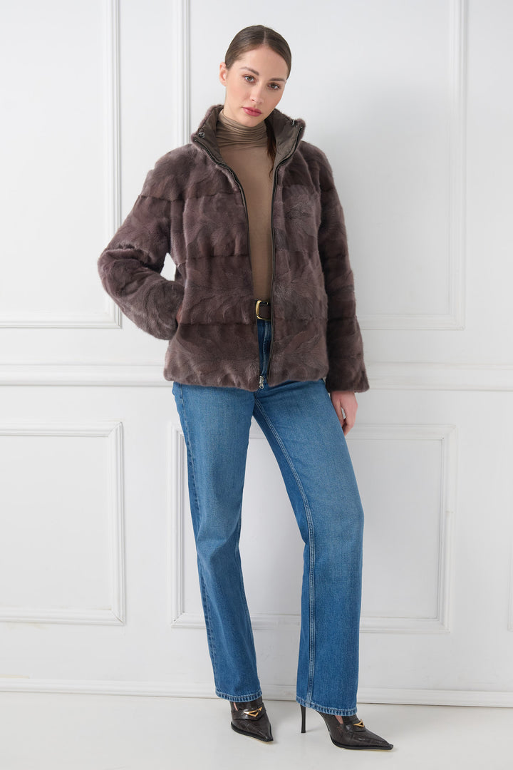 Giacca in visone reversibile con texture scolpita