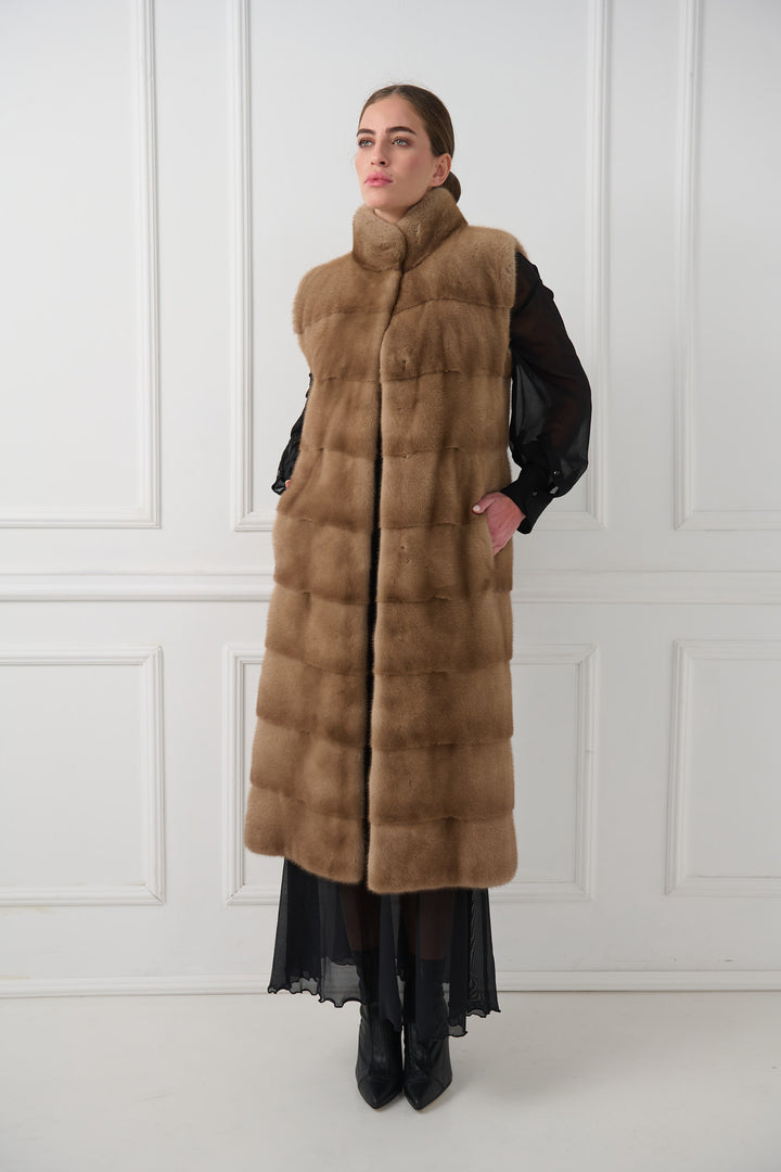 GILET LUNGO IN VISONE CON COLLO ALTO