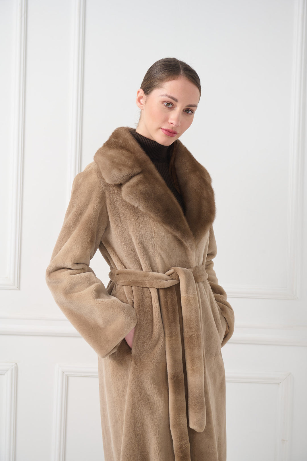 Manteau en vison ceinturé