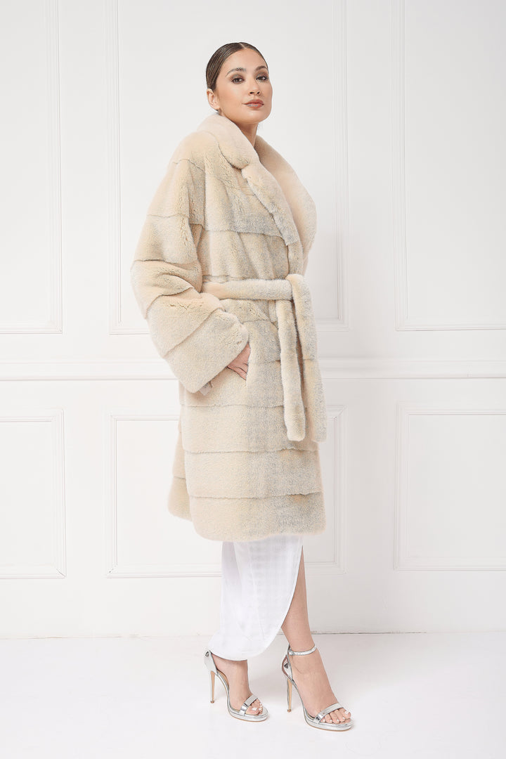 Midi mink coat with english lapels